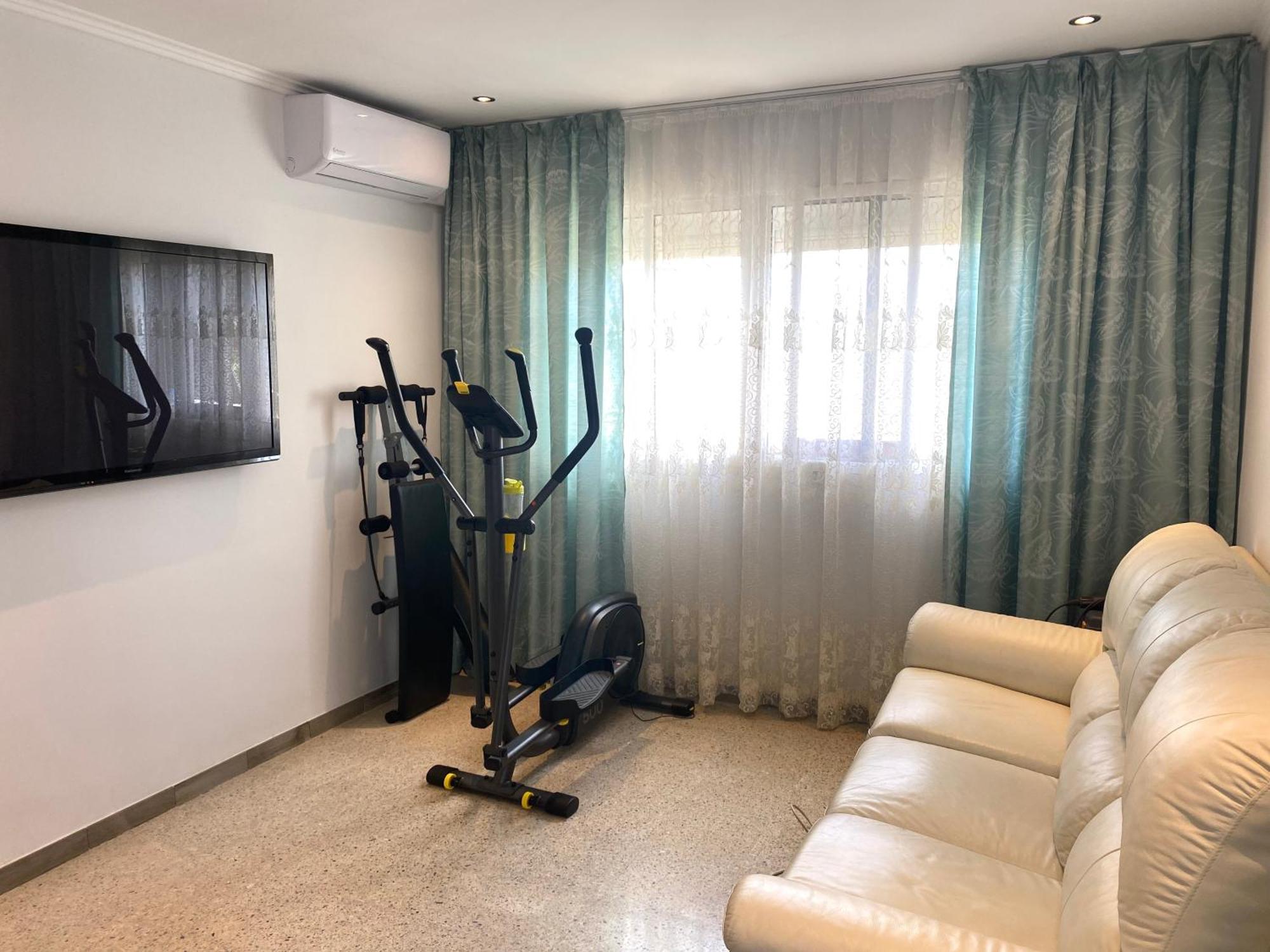 סביליה Shared Apartment! Piso Compartido! Общая Квартира! מראה חיצוני תמונה