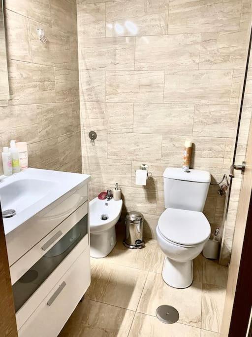 סביליה Shared Apartment! Piso Compartido! Общая Квартира! מראה חיצוני תמונה